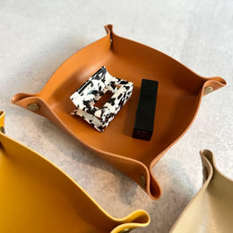 Zora Botanica Catch All Tray - Oatmeal