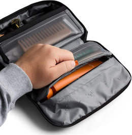 Bellroy Hanging Toiletry Kit - Black