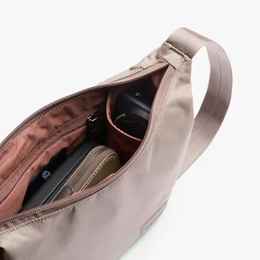 Bellroy Laneway Crescent Bag 2.5L - Fawn