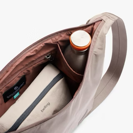 Bellroy Laneway Crescent Bag 7L - Fawn