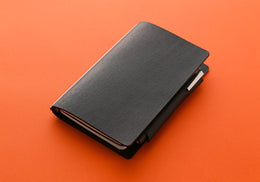 PLOTTER Leather Penholder with Lifter - Bible Size