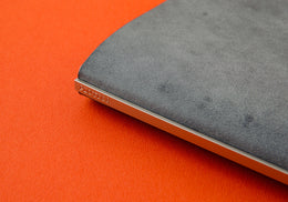 PLOTTER Shiranami 6-Ring Leather Binder Mini