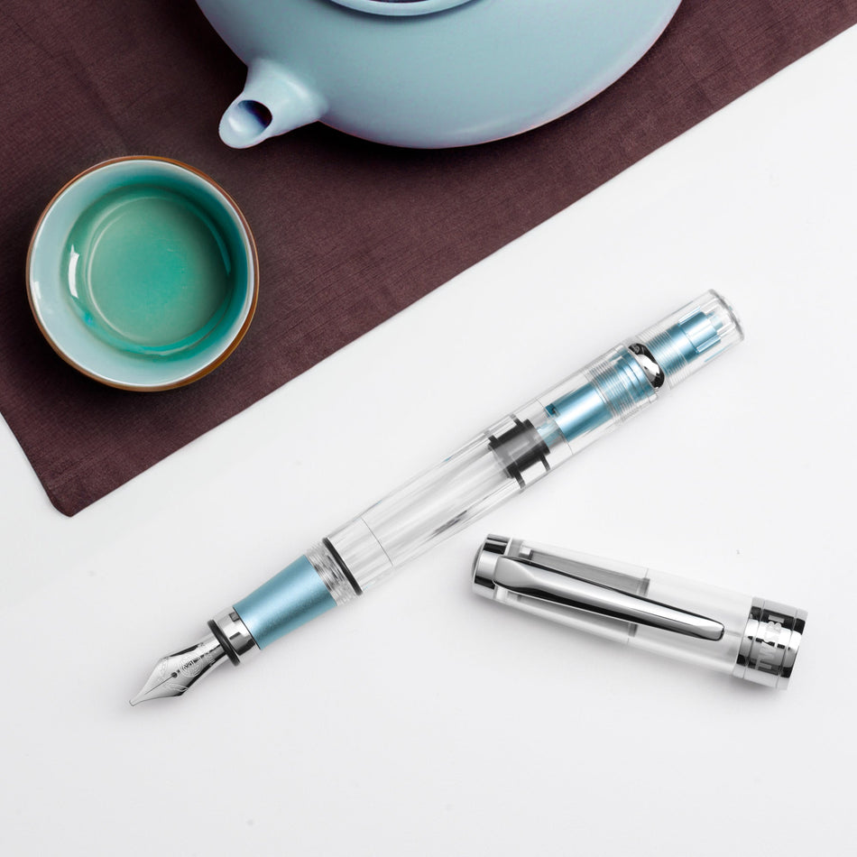 Twsbi Diamond 580ALR Fountain Pen - Iceberg Blue (d)