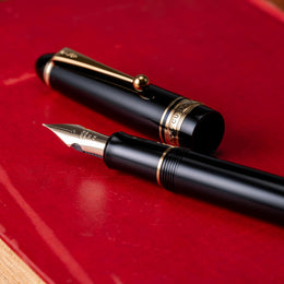 Pilot Custom 743 Fountain Pen - Black with Gold Trim