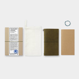 TRAVELER'S Notebook Standard Size - Olive